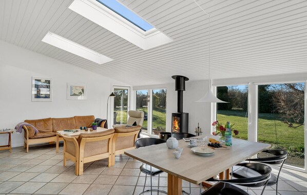 Dining - Cozy home in Jægerspris with WiFi (Jægerspris)