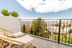 Property grounds - House with fantastic sea views,  (Fuengirola)