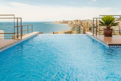 House with fantastic sea views, 