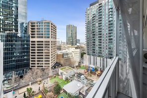 Basic Apartment, 2 Queen Beds | Property grounds