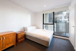 Basic Apartment, 2 Queen Beds