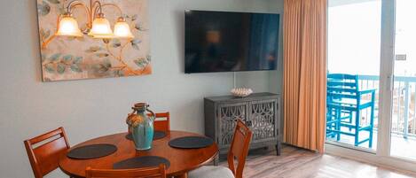 Condo, 1 chambre | Restauration