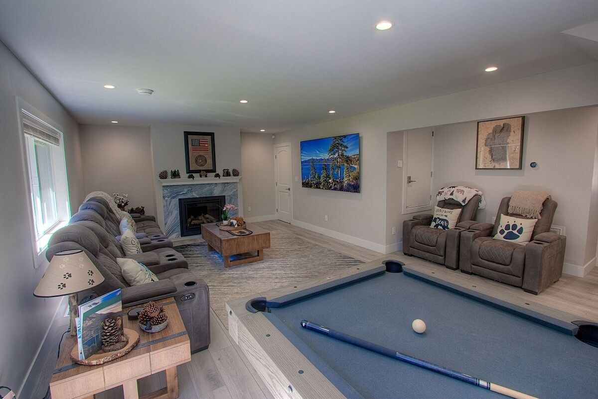 House, 4 Bedrooms | Living area