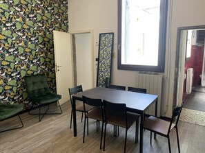 Apartment | 3 bedrooms - Faenza 79 Apartment in Firenze (Florence)