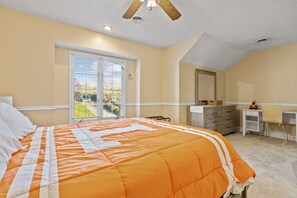 4 habitaciones, escritorio, tabla de planchar con plancha y wifi gratis