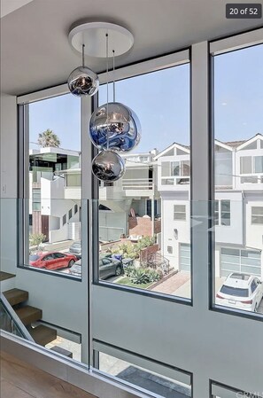 Interior - Glorious Sunset View Every Night (Manhattan Beach)