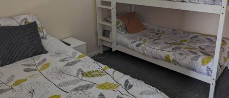 2 bedrooms, bed sheets