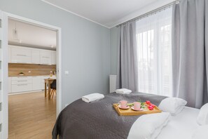 1 bedroom, bed sheets - Apartment 500 m From the sea by Renters (Dziwnów)