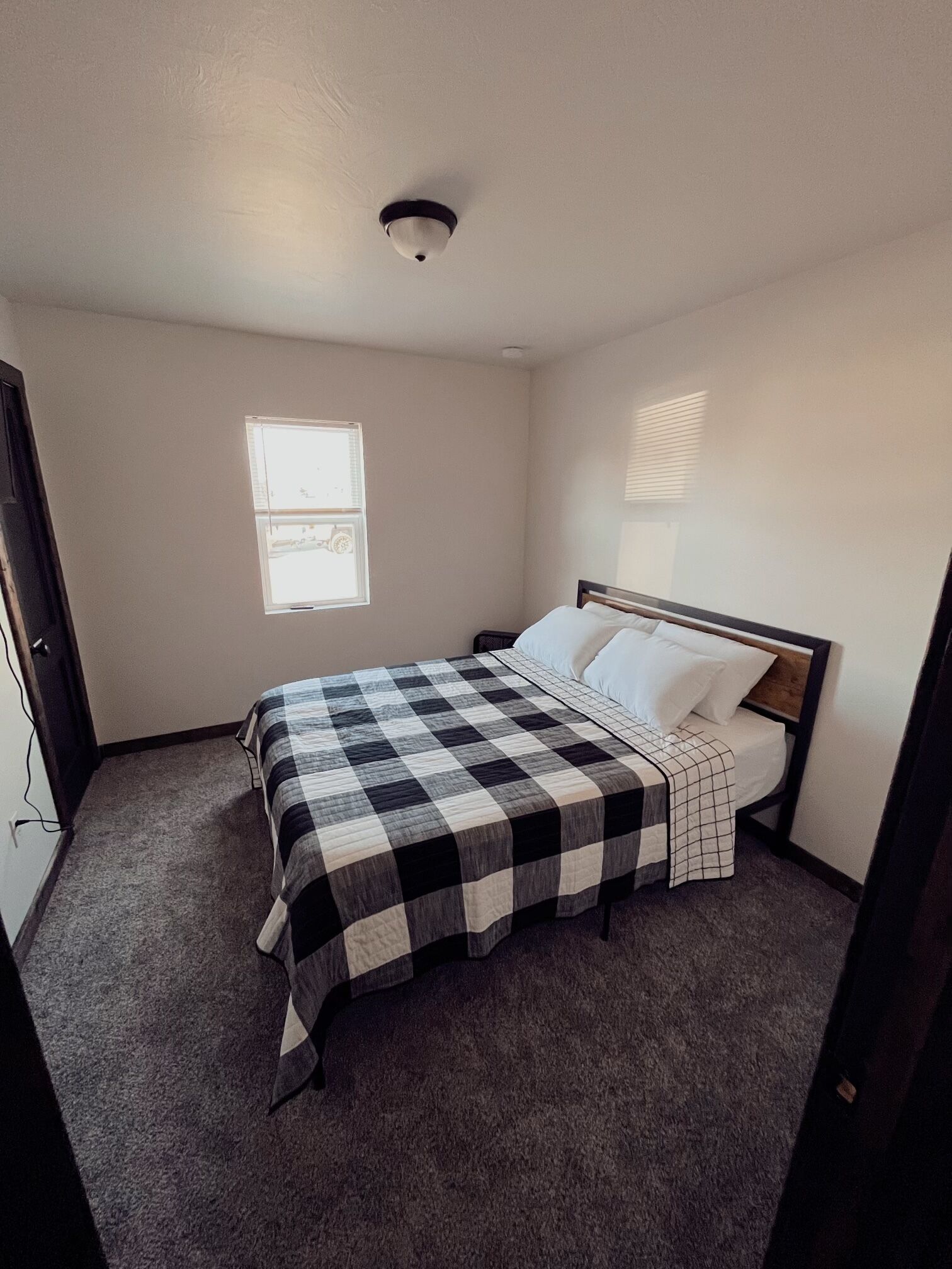 3 bedrooms, travel crib, free WiFi, bed sheets