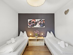 2 bedrooms, free WiFi, bed sheets