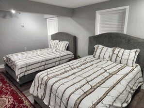 2 bedrooms, Internet, bed sheets, wheelchair access