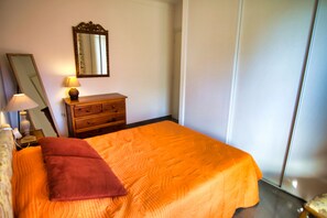1 Schlafzimmer, Bügeleisen/Bügelbrett, kostenloses WLAN