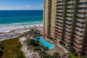 Condo, 1 quarto | Fachada