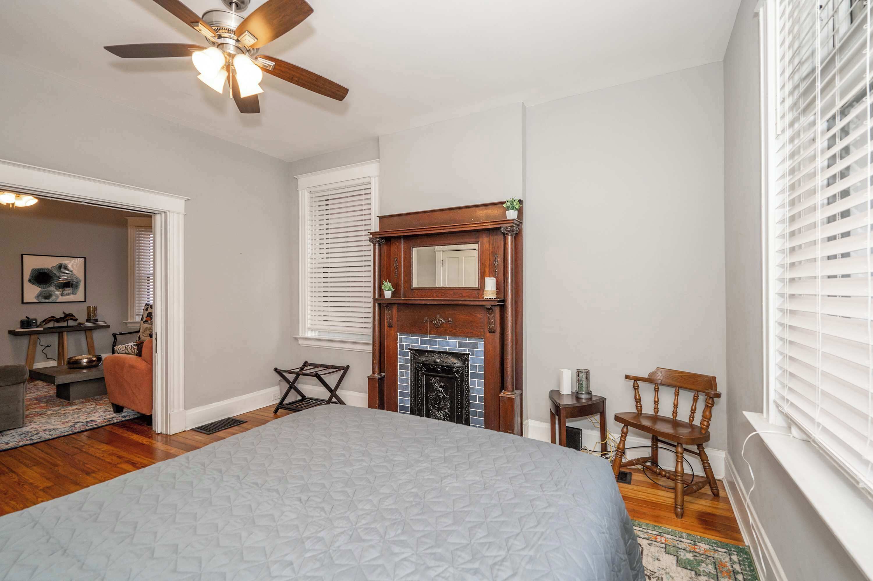 Huoneisto, 2 keskisuurta parisänkyä, keittiö, näköala puutarhaan | 2 makuuhuonetta, ilmainen Wi-Fi