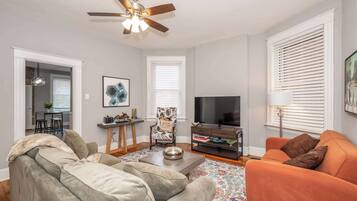 40-inch TV with digital channels