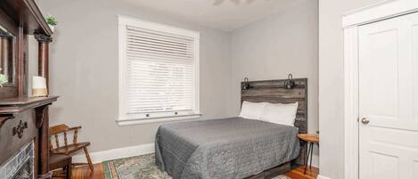 Appart'hôtel, 2 grands lits, cuisine, vue jardin