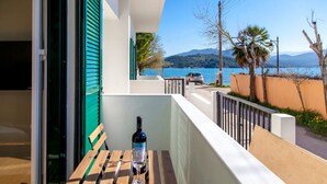 Unclassified image, 3 of 18, button - Ligia BAY 1 in (Lefkada)