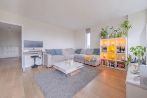 Basic Apartment, Multiple Beds | Living area | TV - Modern 2 Bedroom Flat in Elephant and Castle (London)