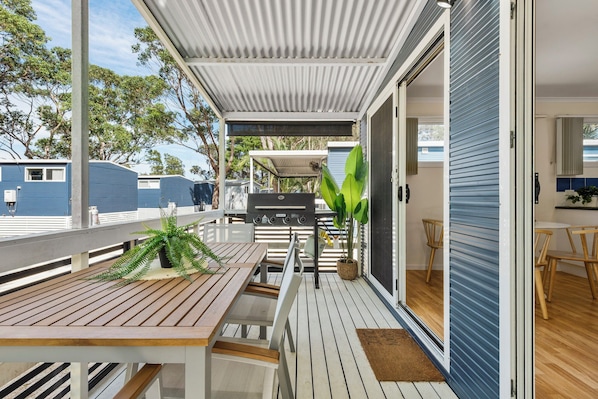 2 Bedroom Cabin | Terrace/patio