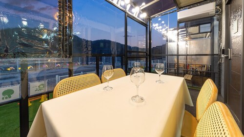 Gapyeong Dangdangi Dog Pension Purple