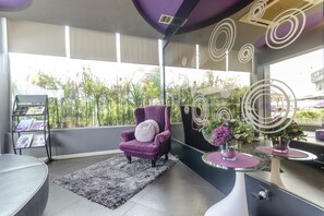 Reception - Hotel O oms Boutique Hotel (Johor Bahru)
