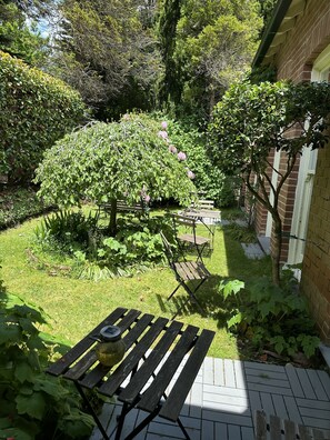 Standard Room | Terrace/patio - Rowan Brae Historic Guest House (Blackheath)