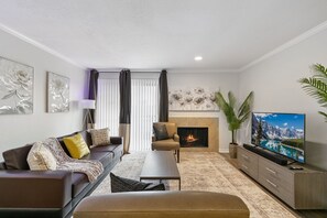 Smart TV, fireplace, computer monitors