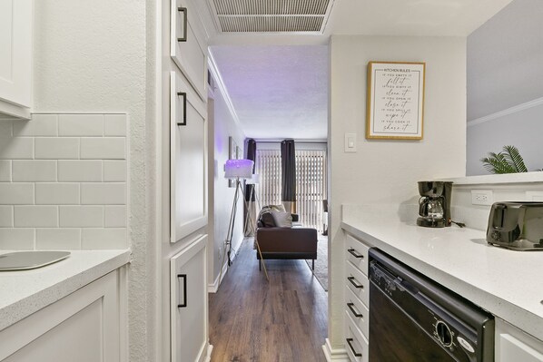 Interior - Discover Tranquil Hideaway, Your Urban Oasis
Welcome to Tranquil Hideaway. (Dallas)