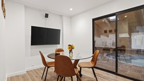 House (4 Bedrooms) | Interior - Honeypot by Avantstay Indoor Pool & Hot Tub (Big Bear Lake)