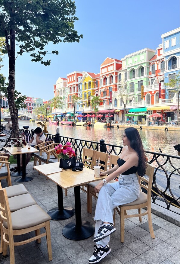 Mặt tiền nơi lưu trú