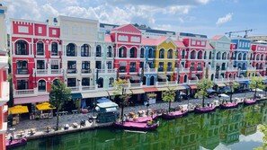 Mặt tiền nơi lưu trú