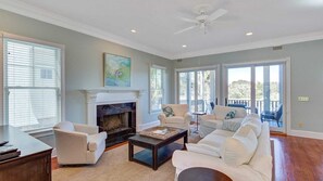 House (4 Bedrooms) | Interior - 20 Morgan Place Drive by Avantstay Waterfront Home w/ Private Dock (Isle of Palms)
