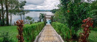 Almost Heaven Lake Resort by Cocotel 