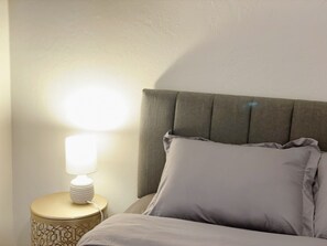 4 bedrooms, free WiFi, bed sheets