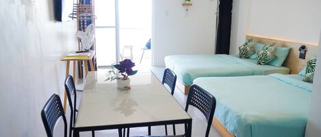 Comfort-Vierbettzimmer, 2 Queen-Betten, Meerblick, Meerseite