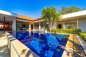 Piscina externa
