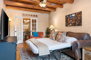 デスク、アイロン / アイロン台、旅行用ベビーベッド、WiFi