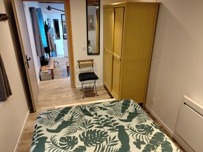 2 Schlafzimmer, Schreibtisch, kostenloses WLAN, Bettwäsche
