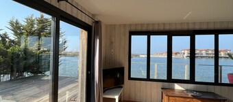 Très belle maison en bois vue mer