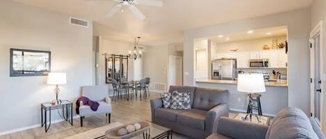 TV connectée, cheminée