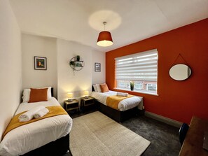 3 slaapkamers, een strijkplank/strijkijzer, gratis wifi