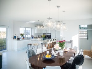 Dining - Doleen Quay House (Ballyconneely)