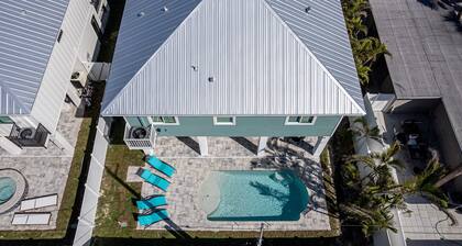 233 Delmar Avenue - Beautiful Private Pool Home 3 Bedroom Home by RedAwning