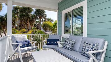 House, 3 Bedrooms | Terrace/patio