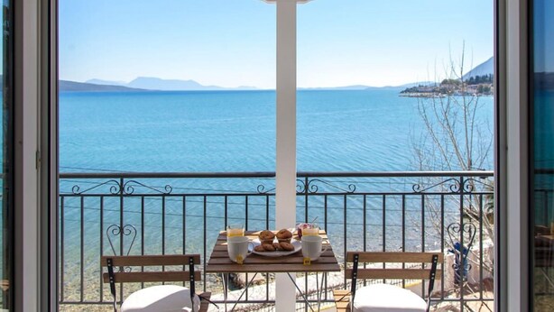 Unclassified image, 1 of 20, button - Ligia BAY 7 in Ligia (Lefkada)