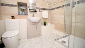 Apartemen | Kamar mandi