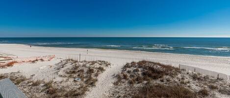 House, 3 Bedrooms | Beach