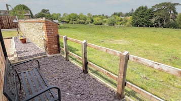 Cottage | Property grounds