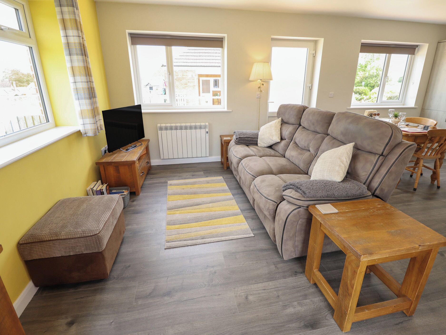 Cottage | Living area