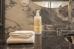 Dusche, Haartrockner